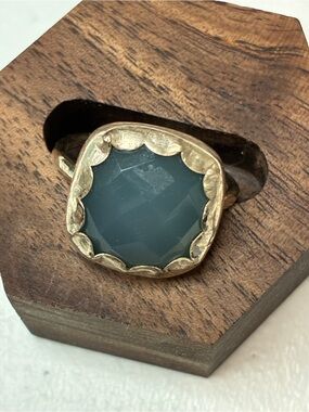 Silpada vintage sterling silver with Teal Faceted Stone. Sz 8